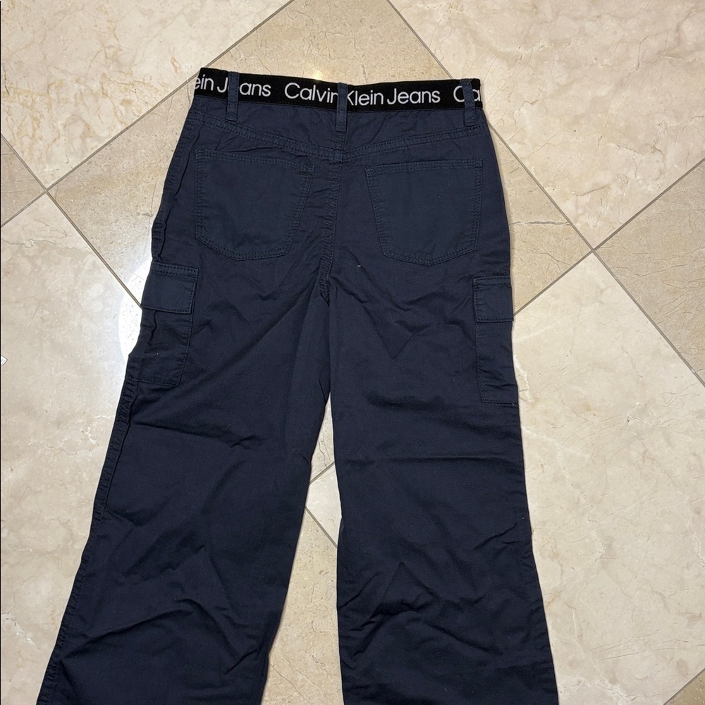 ⭐️ NWT Calvin Klein Jeans High Rise Wide Leg Navy Cargo Pants- size 8 - Picture 8 of 10